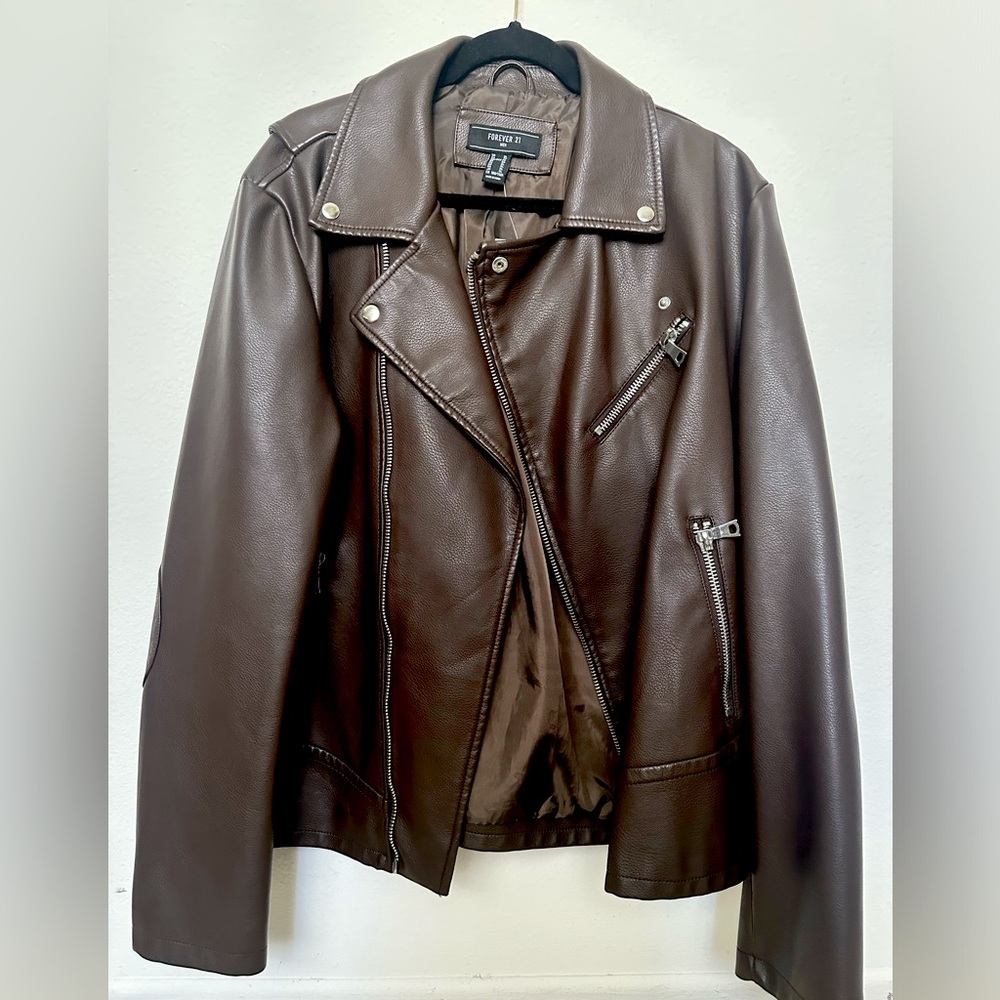 NEW Men’s Brown Faux Leather Jacket.